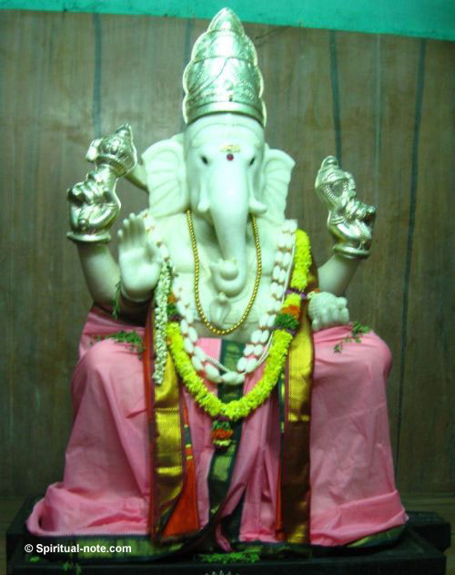 Ganesh in Prasanna Veeranjanaya Temple, Bangalore